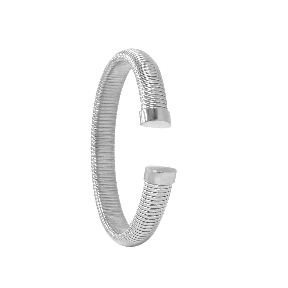 Wholesale Fashionable C-shaped Titanium Steel 18K Gold Open Bracelet